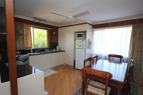 BEACHVIEW - 14 Second Ave , Bonny Hills - Tourism Noosa 1