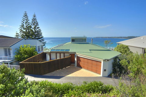 BEDARRA, MOLLYMOOK BEACH - Tourism Noosa 1