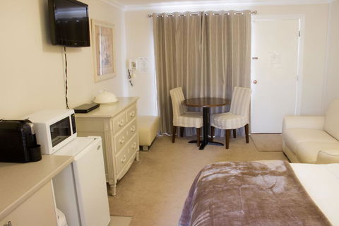 Beechworth On Bridge Motel - Tourism Noosa 2