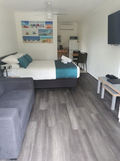 Beerwah Motor Lodge - Tourism Noosa 3