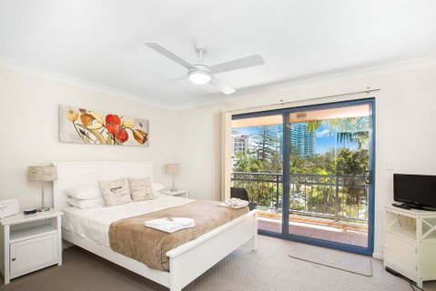 Bella Mare Beachside Apartments - Tourism Noosa 3