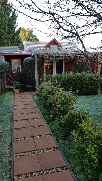 Bella Rouge Cottage Bright - Tourism Noosa 3