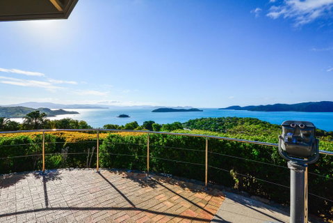 Bella Vista West 3 Luxury Ocean View High Ceilings Golf Buggy Sleeps 8 - Tourism Noosa 2