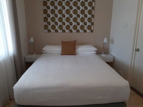 Belmont Palms Motel - Tourism Noosa 1
