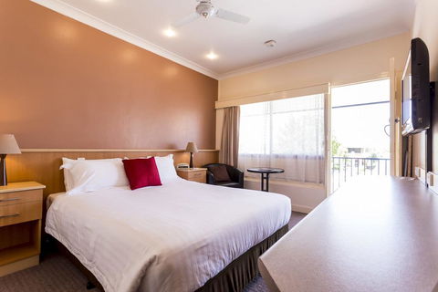 Best Western Motel Farrington - Tourism Noosa 1