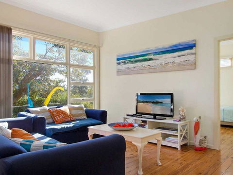 BiJ's On The Beach - 200 Metres To The Water - Tourism Noosa 0