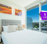 Blue Moon at Watson - Wifi - Gym - Pool - Cafe - Tourism Noosa