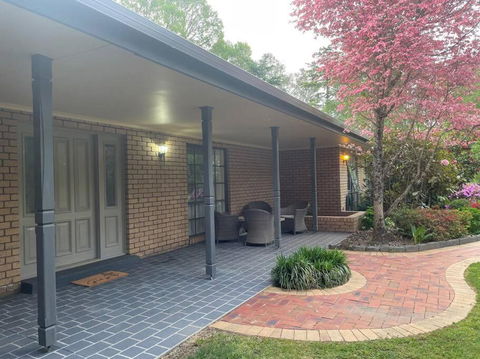 The Old Rose Farm House - Tourism Noosa 1