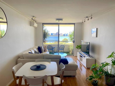 The Swan - Park & River Views Next To Perth Zoo - Tourism Noosa 2