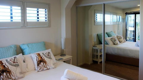 THE TIN SHED Couples Accommodation At Bay Of Fires - Tourism Noosa 2