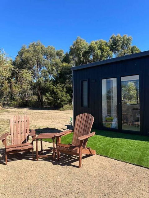 Waterfront Tiny Home In FarmStay - Tourism Noosa 2