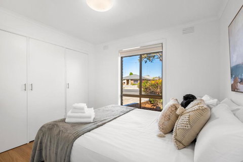 Wilson Executive By Geelong Short & Long Stays - Tourism Noosa 2
