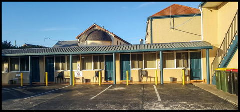 Windsor Motel - Tourism Noosa 0