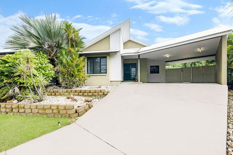 Ah Mat Bungalow - Tropical Darwin Stay With Pool - Tourism Noosa 1