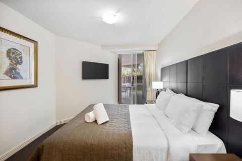 ZANZ205- Exclusive Outdoor Spa With Ocean Glimpses - Tourism Noosa 2