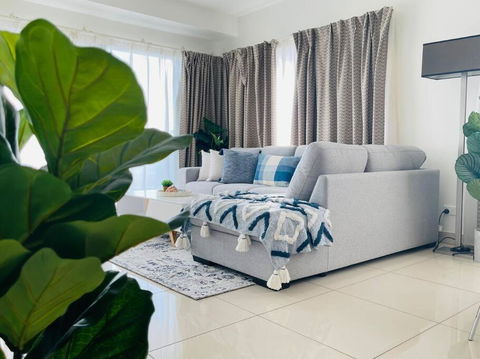 ZEN OCEAN BLISS - Cozy 2-BR/2-BA Sea View Retreat - Tourism Noosa 3