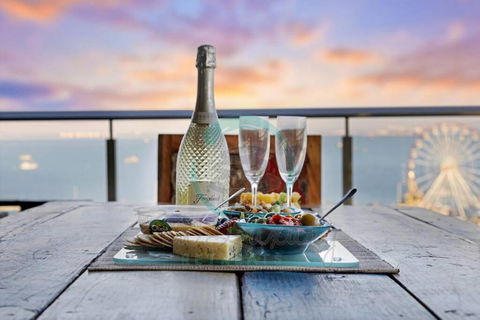 ZEN POINT PENTHOUSE 3-BR Executive W/front Retreat - Tourism Noosa 0