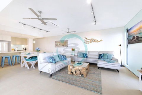 ZEN POINT PENTHOUSE 3-BR Executive W/front Retreat - Tourism Noosa 3