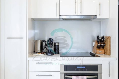 ZEN SUNSHINE - COZY 2-BR/2-BA OCEAN VIEW RETREAT - Tourism Noosa 1