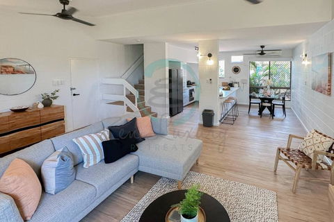 ZEN Nightcliff Foreshore 2-BR Cozy & Quiet Getaway - Tourism Noosa 0