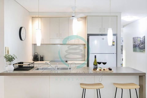 Zen On Stuart: 3-BR Penthouse Pad + Pool + BBQ - Tourism Noosa 0