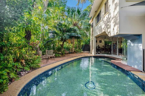 Zen Serene Seascape - Family Pool - BBQ - Markets - Tourism Noosa 0