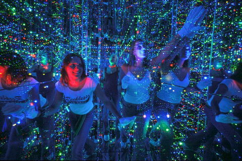 Infinity Attraction - Admission - Tourism Noosa 5