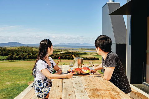 One-Way East Coaster - Tourism Noosa 2