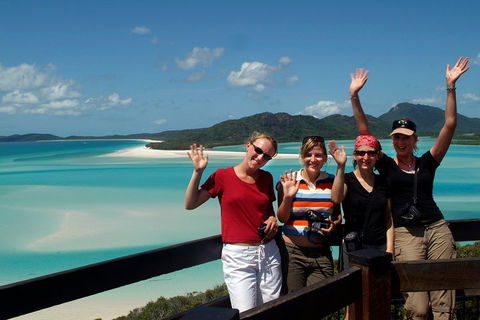 Whitehaven Beach Sailing And Snorkeling Cruise - Tourism Noosa 4