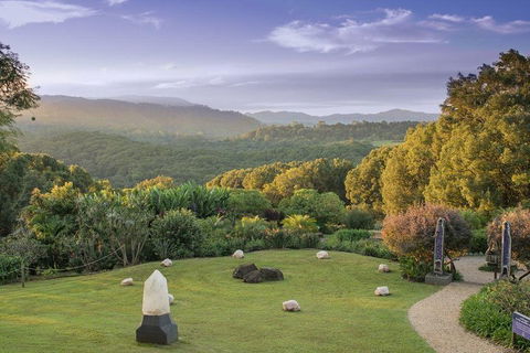 Byron Bay And Beyond Tour Including Cape Bryon Lighthouse Crystal Castle And Bangalow - Tourism Noosa 5