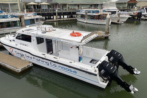 1/2 Day 5 Hour Offshore Fishing Charter - Tourism Noosa 1