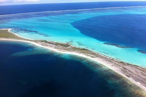 Abrolhos Islands Fixed-Wing Scenic Flight - Tourism Noosa 1