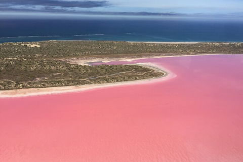 70-minute Pink Lake Scenic Flight - Tourism Noosa 3