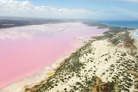 70-minute Pink Lake Scenic Flight - Tourism Noosa 4