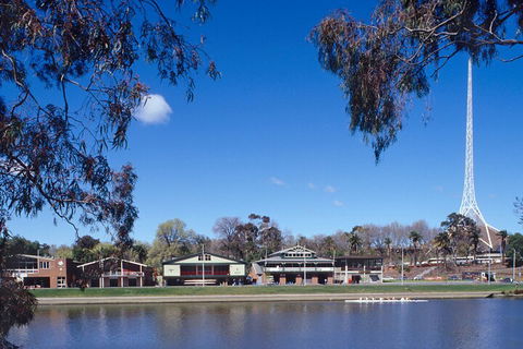 River Gardens Melbourne Sightseeing Cruise - Tourism Noosa 4