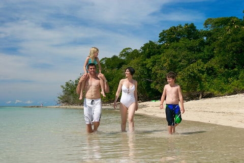 Fly To Green Island - Cruise Return - Tourism Noosa 5