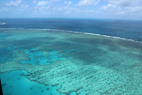 Reef And Island Scenic Flight From Airlie Beach - Tourism Noosa 1