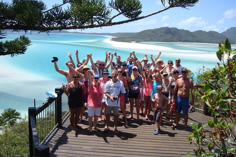 Whitehaven Beach And Hill Inlet | Awesome Beach BBQ | Family Friendly - Tourism Noosa 1