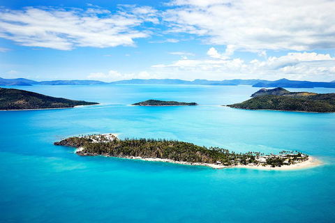 Whitehaven Beach And Daydream Island Cruise - Tourism Noosa 5