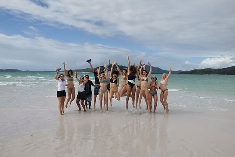 2-Night Whitsundays Sailing Cruise Incl. Whitehaven Beach & Great Barrier Reef - Tourism Noosa 4
