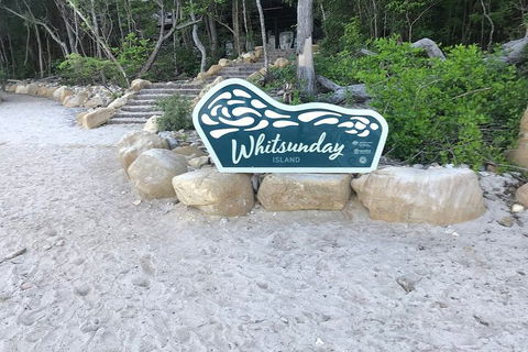 2 Night Small Group Whitsundays Sailing Adventure Aboard Mandrake - Tourism Noosa 1