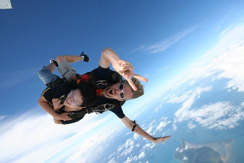 Byron Bay Tandem Sky Dive - Tourism Noosa 1