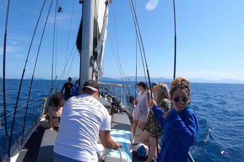 Ocean Free Green Island & Great Barrier Reef Snorkel Cruise, Cairns 25 Guests - Tourism Noosa 3