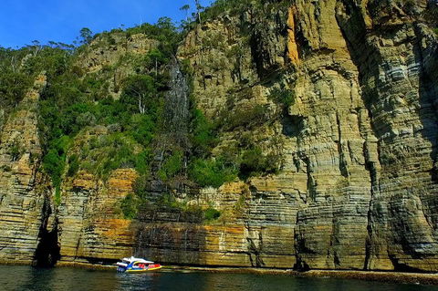 Tasman Island Cruises And Port Arthur Historic Site Day Tour From Hobart - Tourism Noosa 5