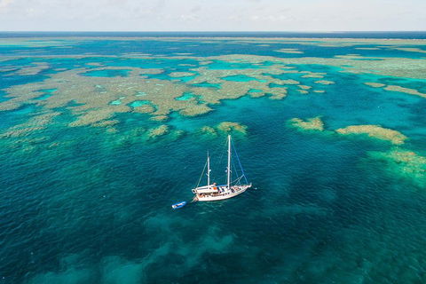 3 Day Whitsundays Sailing And Diving Adventure: Kiana - Tourism Noosa 1