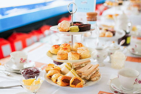 High Tea Cruise On Popeye - Tourism Noosa 4
