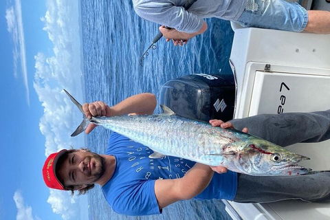Full Day 9.5 Hour Offshore Fishing Charter - Tourism Noosa 2