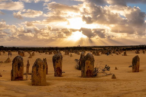 Pinnacle Desert Sunset And Night-time Stargazing Tour From Perth - Tourism Noosa 0
