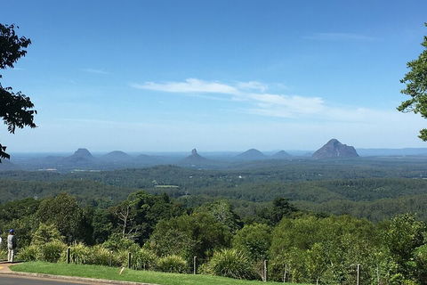 Sunshine Coast Signature High Tea And Wine Experience (Min 6 Adults) - Tourism Noosa 1