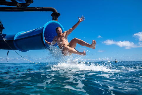 Outer Reef Pontoon Experience From Cairns - Tourism Noosa 2